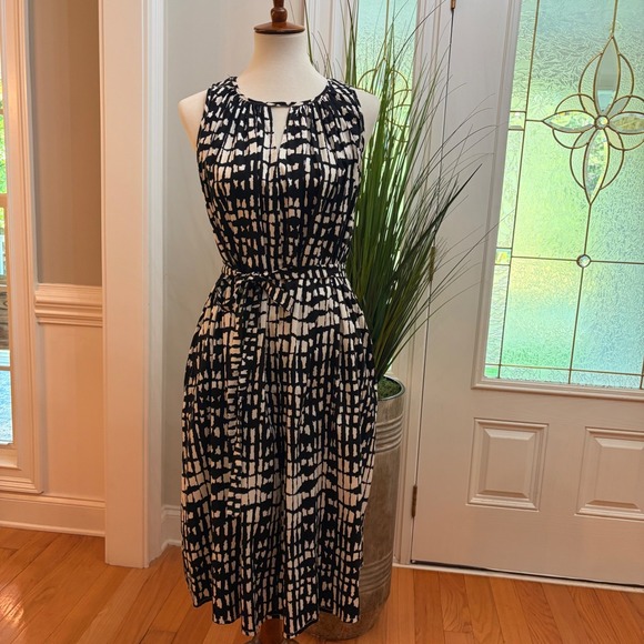 eshakti Dresses & Skirts - eShakti Black White Geometric Print Sleeveless Midi Dress Pockets Belted Size 10